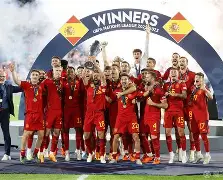 德国队赢得欧预赛比赛,晋级下一轮赛程